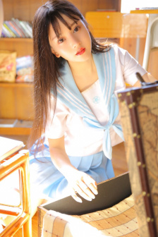 比基尼泳衣三角